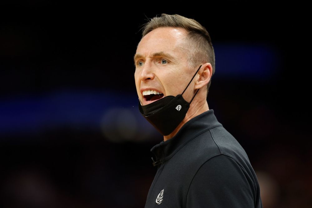 英国媒体talkSport消息，由于主力门将桑切斯要因伤休战一段时间，切尔西可能考虑引进阿森纳的拉姆斯代尔。